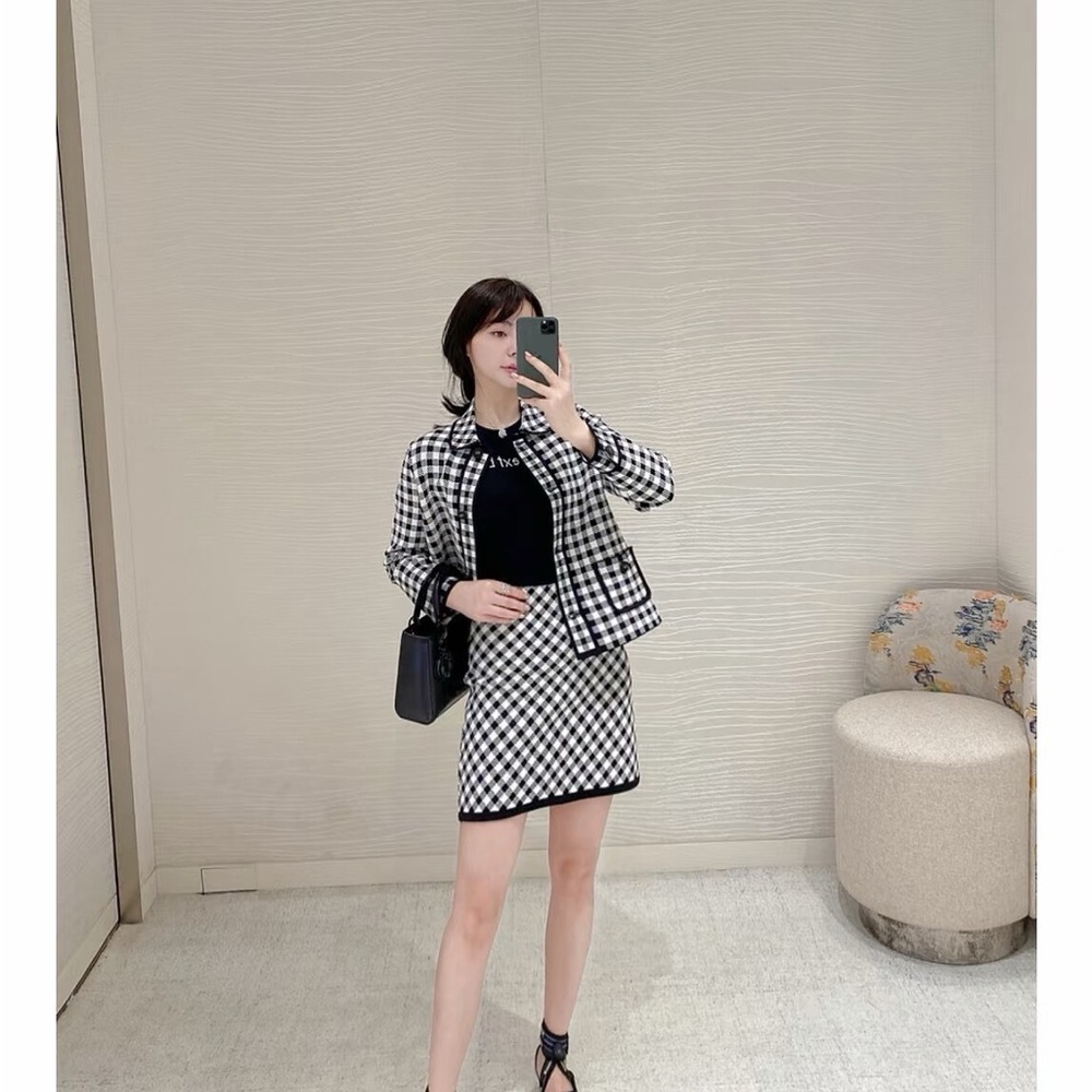 Authentic Dior Black and White Plaid Women's Blazer - Picture 5 of 6